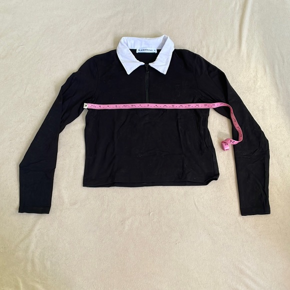 Black long sleeve half-zip knit top with white collar size 6 - Picture 2 of 4